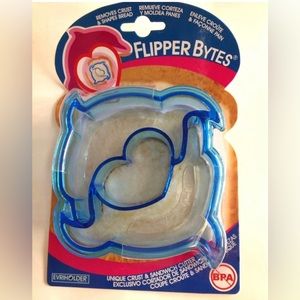 FlipperBytes Dolphin Shape Sandwich Crust Cutter Blue New